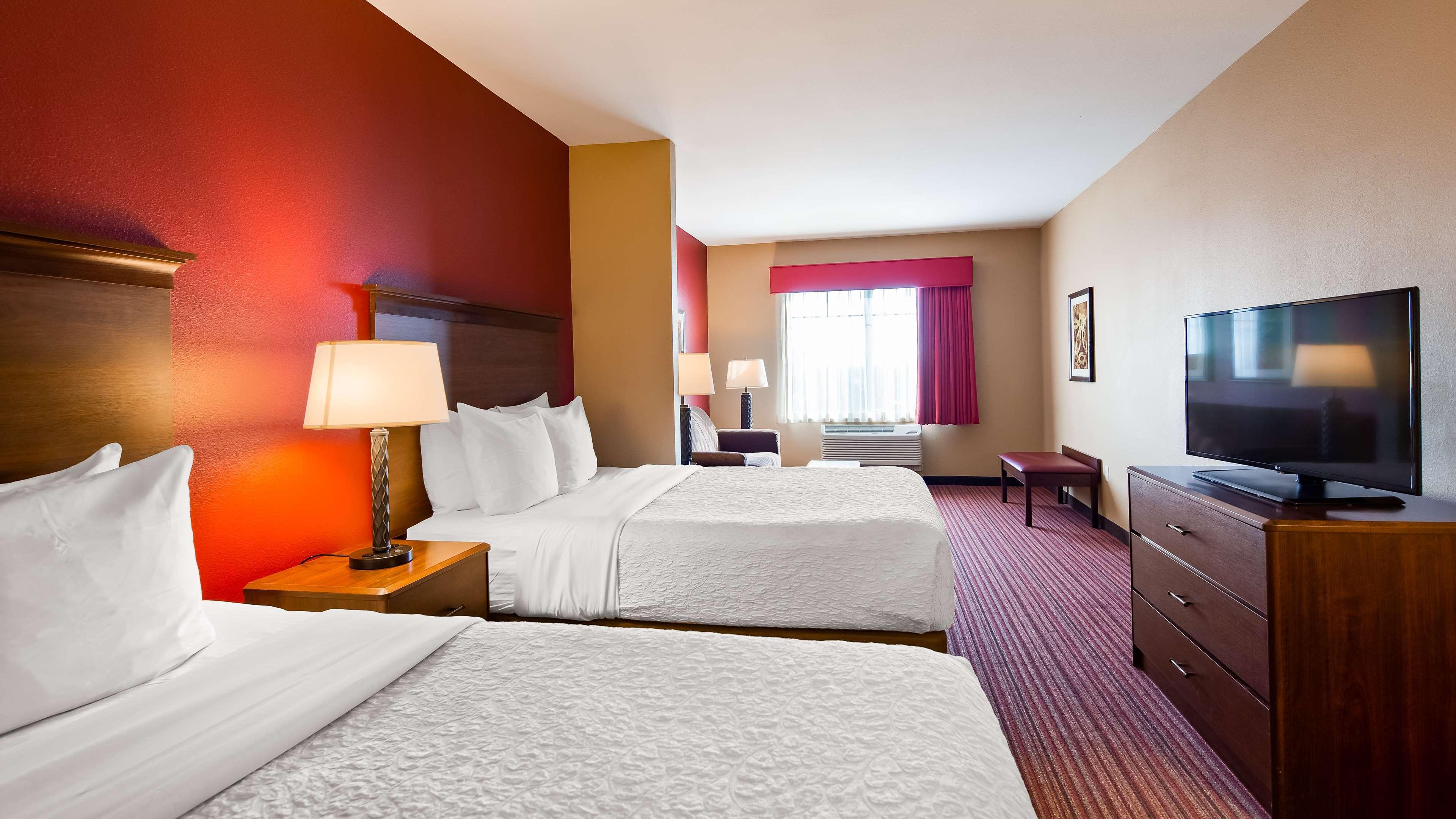Best Western Plus Hudson Hotel & Suites Exterior photo