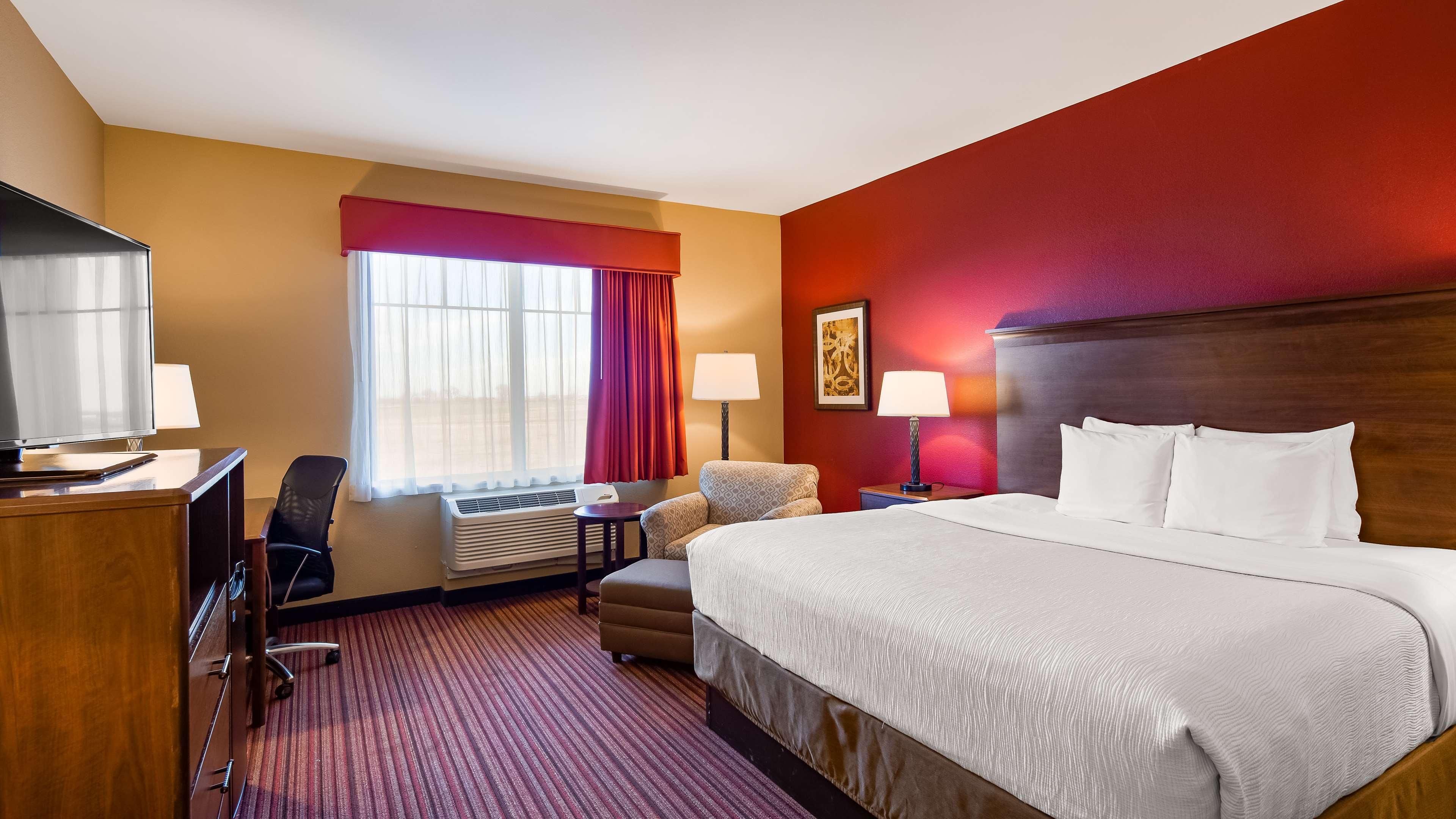 Best Western Plus Hudson Hotel & Suites Exterior photo