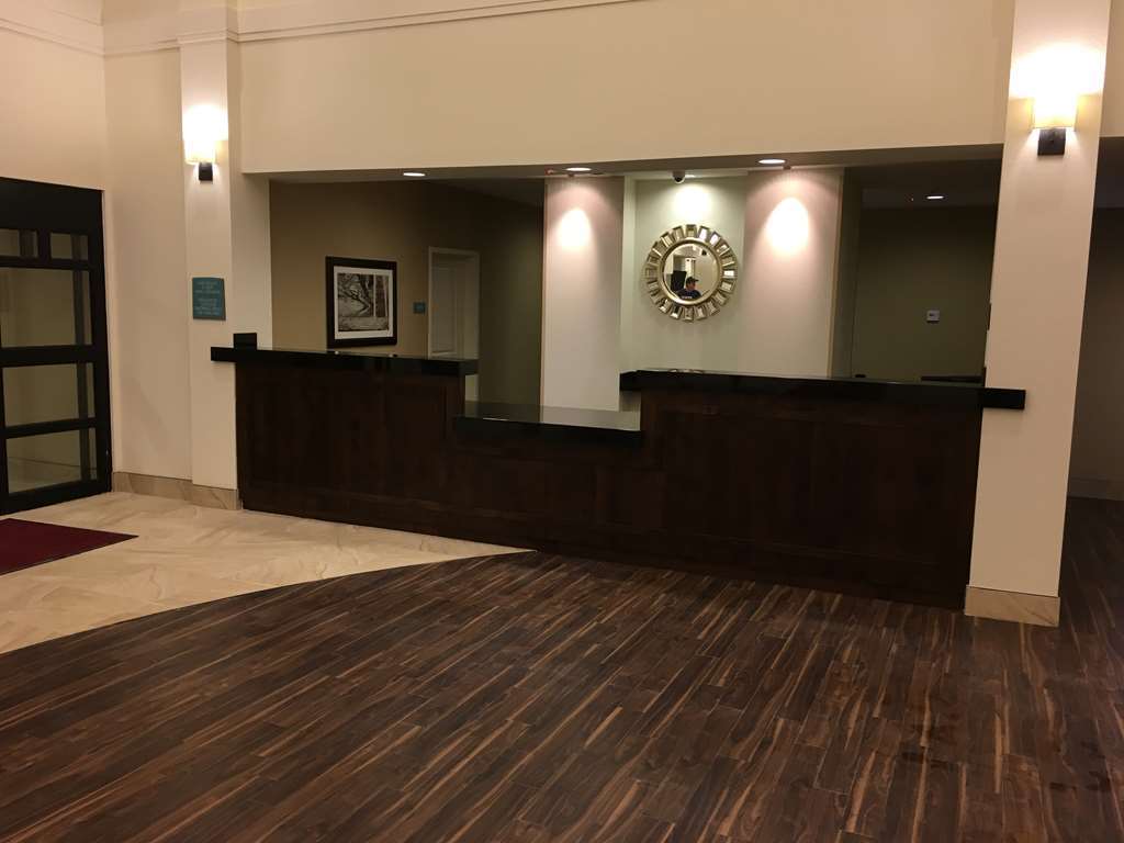 Best Western Plus Hudson Hotel & Suites Interior photo