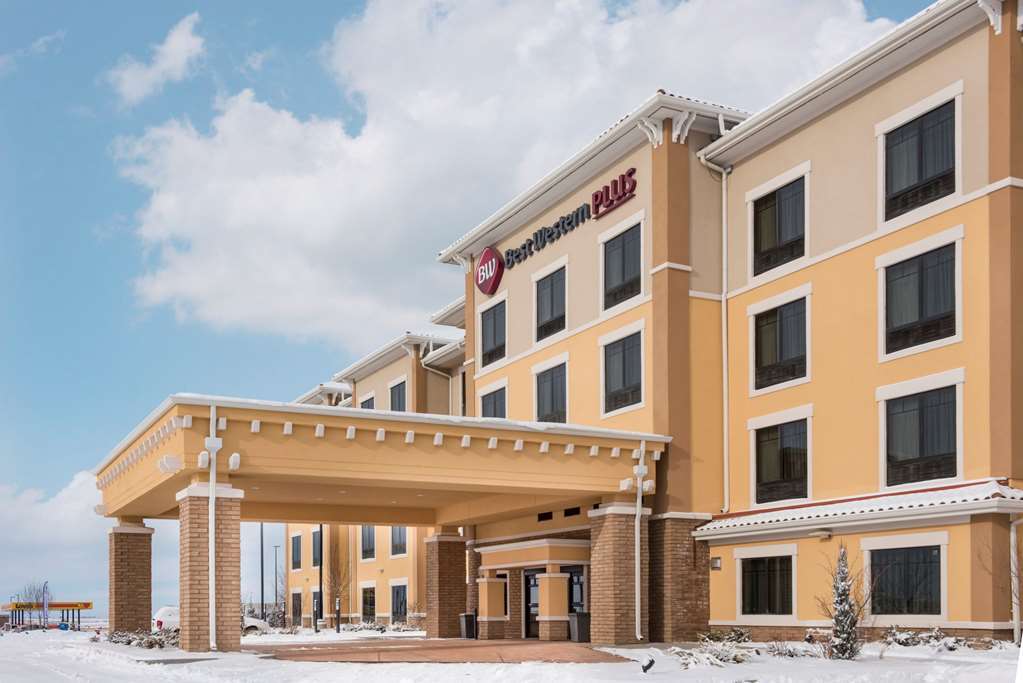 Best Western Plus Hudson Hotel & Suites Exterior photo